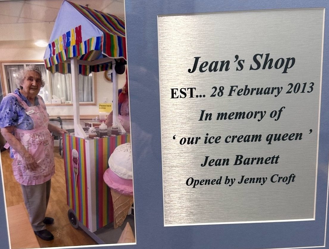 Jeans Shop reopening