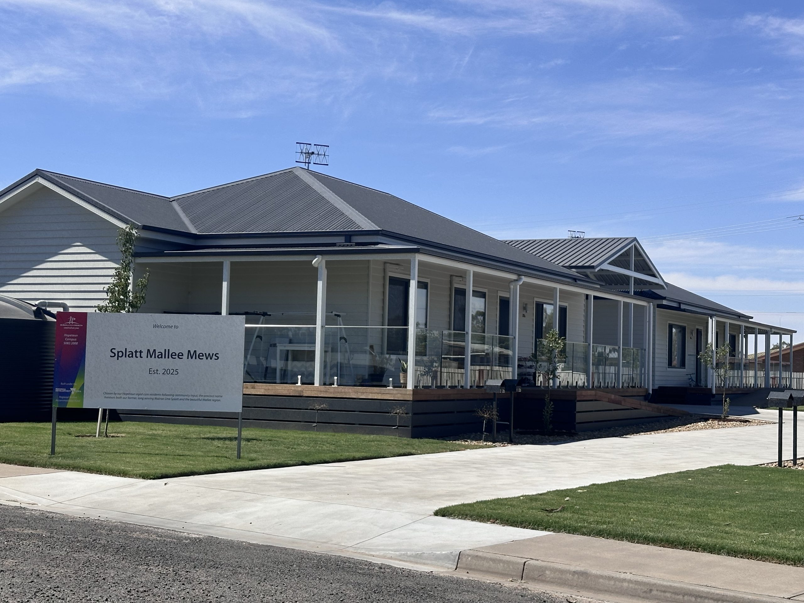 Duplex balustrades installed