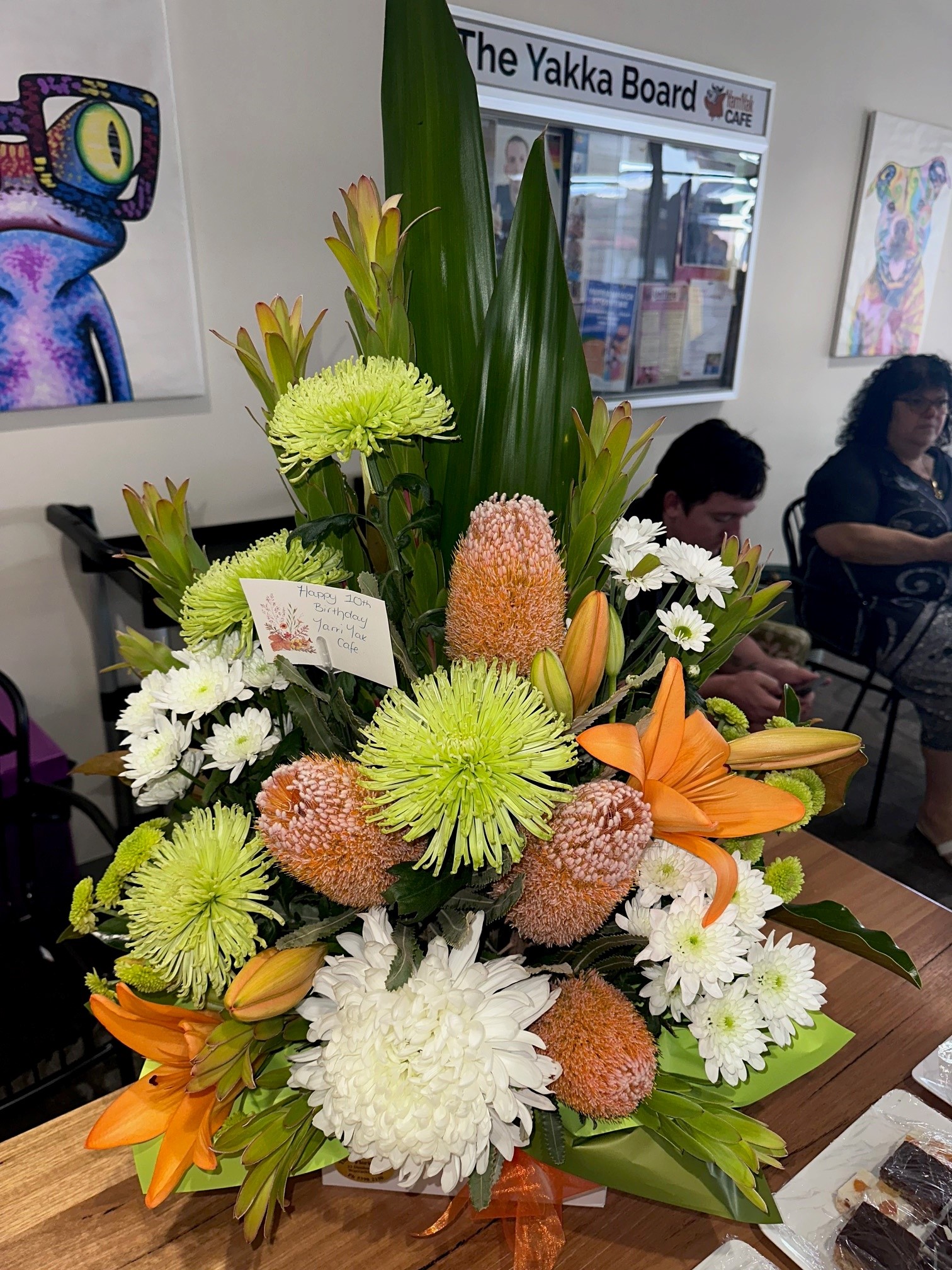 YY Cafe th birthday flowers